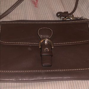Brown women’s wristlet